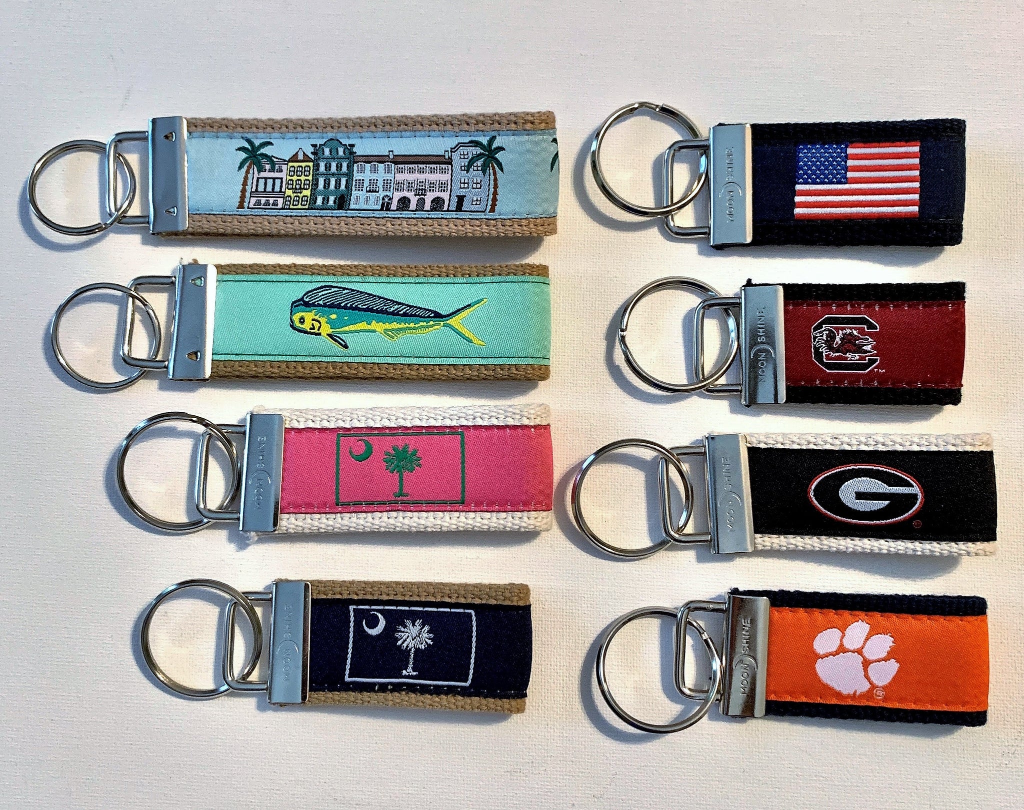 Charleston SC Metal Keychain With Epoxy Dome - 2.75 Inch Souvenir Gift